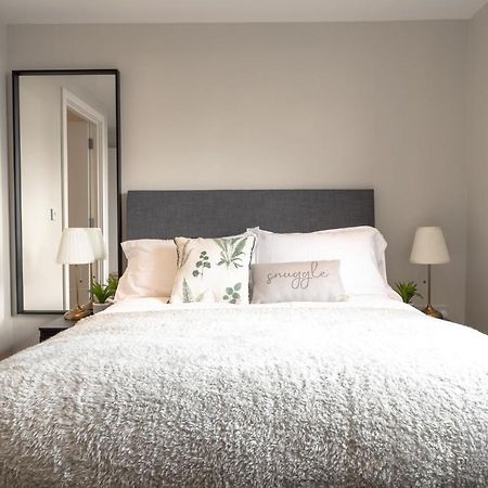 Belfast Quarters: 10Th Floor Gem Apartment Bagian luar foto