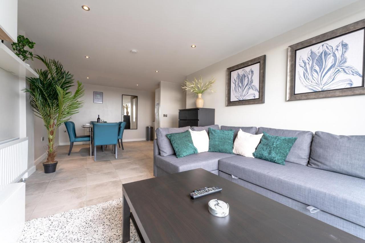 Belfast Quarters: 10Th Floor Gem Apartment Bagian luar foto