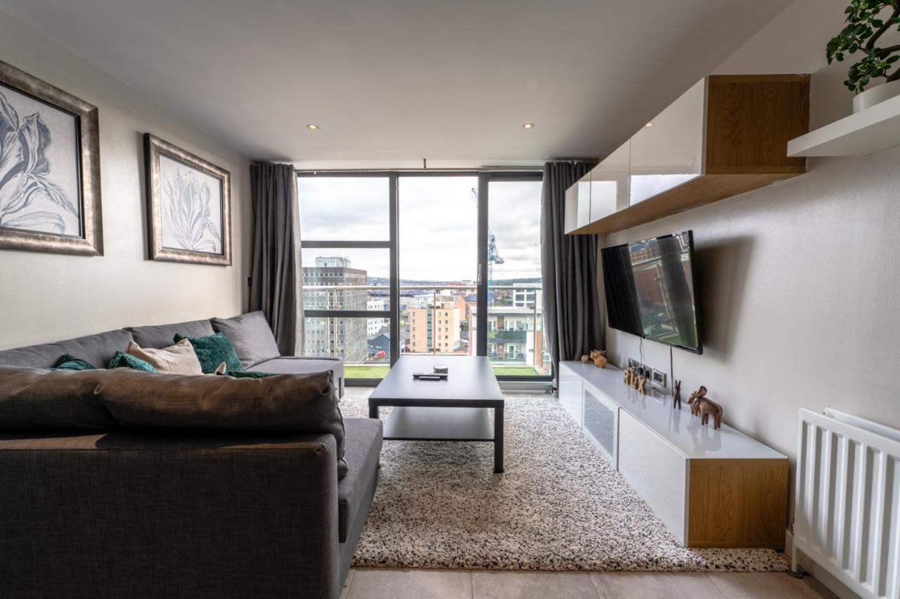 Belfast Quarters: 10Th Floor Gem Apartment Bagian luar foto